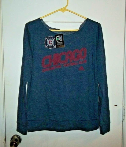 NWT - ADIDAS - MLS - CHICAGO FIRE - WOMENS - SWEATSHIRT - NO COLLAR - SMALL Cover