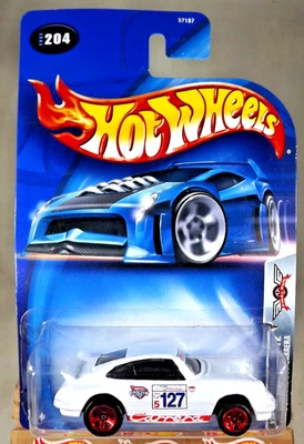 2003 Hot Wheels #204 Final Run 10/12 PORSCHE 911 CARRERA White w/Red 5 Spokes - Image 1 of 4