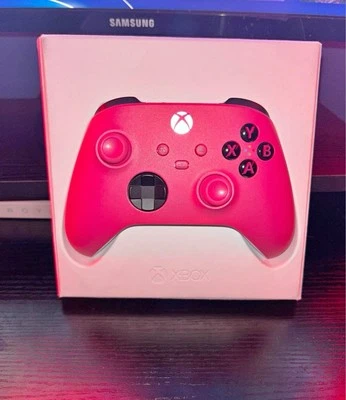 Microsoft Wireless Controller for Xbox Series S/X - Deep Pink - Image 1 of 3