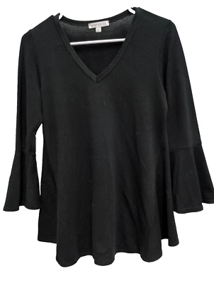 Top DownEast para mujer talla pequeña negro tejido suave manga campana 3/4 cuello en V informal Foto 1 de 4