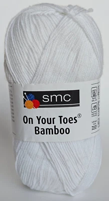 Hilo de calcetín SMC 'On Your Toes Bamboo' en blanco, mezcla de bambú/nylon, 100 g/328 yd ea. Foto 1 de 4