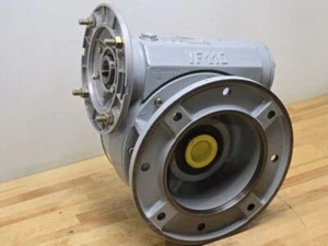 Reductor de velocidad de engranajes Bonfiglioli Riduttori, caja de cambios, VF110 FR1 P90B5, 46:1 - Imagen 1 de 7