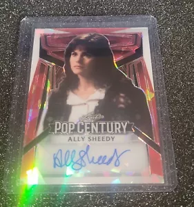 2023 Leaf Pop Century Ally Sheedy Red Cracked Ice Auto 2/4 - Picture 1 of 2