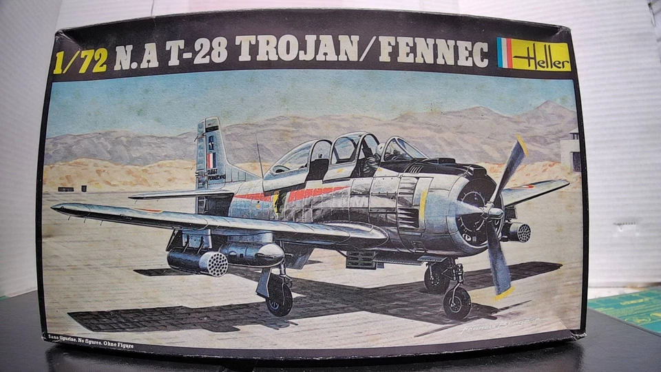 HELLER #279 N.A T-28 TROJAN FENNEC 1/72 SCALE MODEL KIT PROP PLANE — 第 1/1 张图片