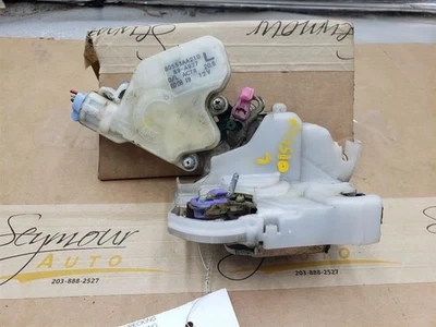 Actuador de bloqueo Sentra 2003 349386  Foto 1 de 4