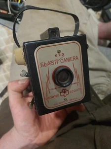 GIRL SCOUT -  OFFICIAL GIRL SCOUT 620 CAMERA BROWNIE SCOUTS - Picture 1 of 5