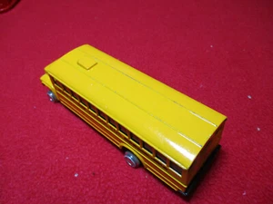 Unbranded Made in China Die Cast 5" School Bus W/Pull Back Action  - Picture 1 of 5