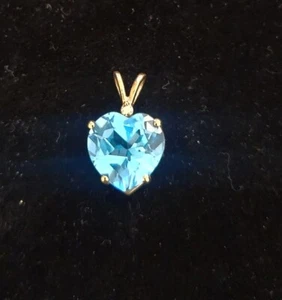 Vtg Clyde Duneier 14k Gold Blue Topaz Diamond Chip Heart Shaped Pendant 1"X3/4 " - Picture 1 of 7