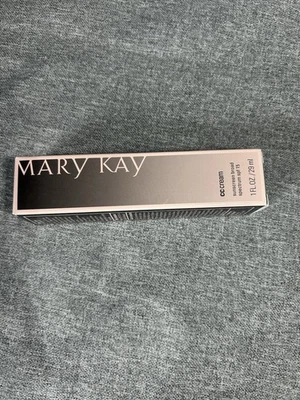 Protector solar Mary Kay crema amplio espectro en sombra media a profunda caducidad 19/09 Foto 1 de 3