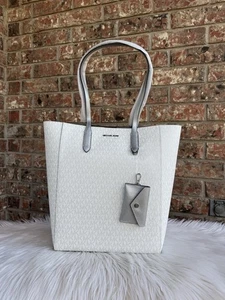 BOLSO DE HOMBRO GRANDE MICHAEL KORS VINCENT CON CARTERA PARA TARJETAS MK PLATEADO - Imagen 1 de 7