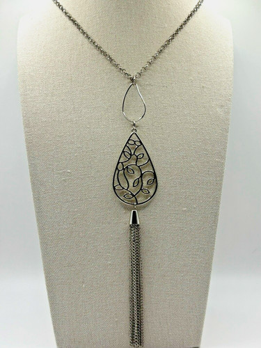 VETEMENTS Charming Charlie Ritaglio Goccia Nappa Ciondolo Tono Argento Collana