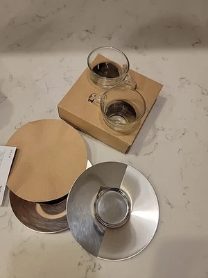 Набор из 2 стеклянных чашек эспрессо Nespresso View Collection блюдца из нержавеющей стали - Изображение 1 из 4