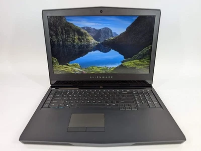 Alienware 17 R4 17.3" i7-7820HK 32GB RAM 256GB SSD 1TB HDD GeForce GTX 1080 Foto 1 de 4