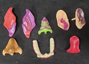 Accesorios Hasbro Monster Face 1992 vintage orejas nariz lengua colmillos - Imagen 1 de 43