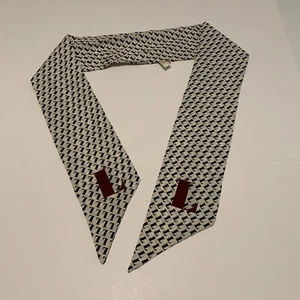 Morsly New York Scarf Tie Letter “L” Print Black White Square Made In Italy - Picture 1 of 11