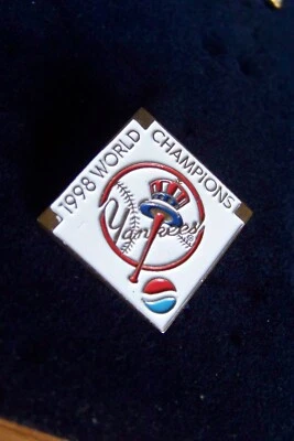 1998 NY New York Yankees Pepsi Day Spring Training Florida pin Legends Field  - Image 1 of 4