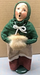 Byers Choice 1995 Woman With Muff - 3/100 - D16 - Picture 1 of 7
