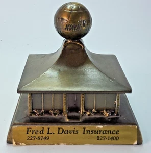 Vintage Banthrico MIdwest National Coin Bank Insurance Co. Give Away with Key - Picture 1 of 13