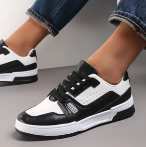 Women's Round Toe Cushioned Low Top Lace Up Platform Sneaker Rich-35 By Forever - Picture 1 of 33