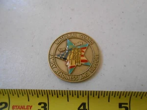 RARE 2000 FAMILY READINESS US NATIONAL GUARD AIR FORCE MILITARY CHALLENGE COIN - Picture 1 of 3