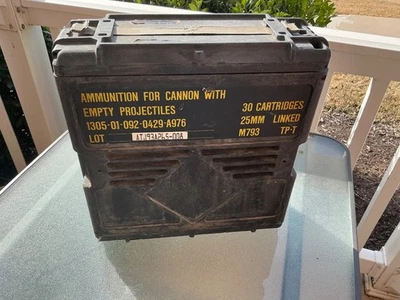 U.S. Military Empty - Ammo Can - Case 30 Rounds 25mm - Linked Cannon Ammo M793 - Image 1 of 4