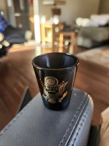 United States President Bill Clinton Shot Glass Black and Gold - Picture 1 of 3