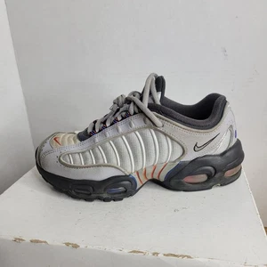 Tenis Nike Air Max Tailwind IV GS CK0700-001 plateados gris oscuro talla 6,5 años - Imagen 1 de 10
