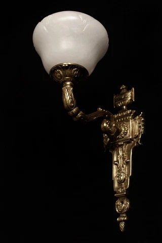 single  wall sconces  french  antique style  solid bronze and real alabaster Cover