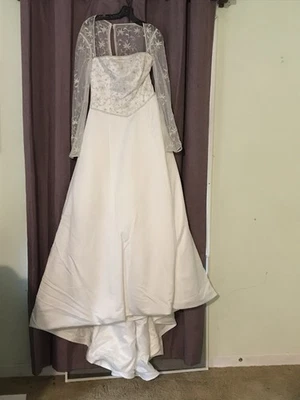 Demintinos Wedding Dress Size 12 Ivory Never Worn - Image 1 of 4