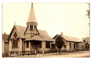 EVANSTON, WYOMING - EPISCOPAL CHURCH - OLD REAL PHOTO POSTCARD - Picture 1 of 2
