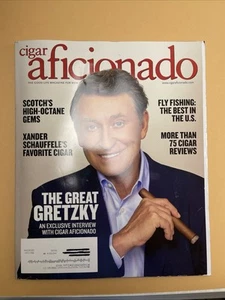 CIGAR AFICIONADO - MAR / APR 2025 - WAYNE GRETZKY Cover -Whiskey PGA Scotch Fish - Foto 1 di 4