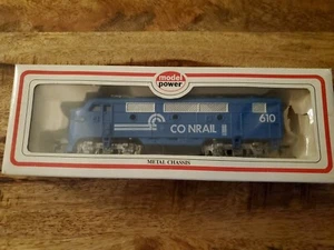 HO 1:87 Scale F2 Diesel Locomotive Model Power Conrail 610 - Picture 1 of 8