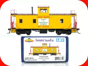 HO Scale **UNION PACIFIC** CA-8 Caboose #25506 - Athearn, DCC Tsunami Sound, LED - Picture 1 of 7