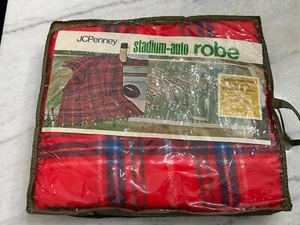 New Vintage Stadium Auto Robe Throw Blanket JC Penney Fringe Red Plaid 50x60 - Picture 1 of 4