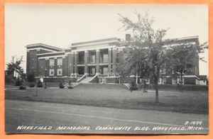 Wakefield MI Memorial Community Building Cook Real Photo Postcard A-1499 - Bild 1 von 4