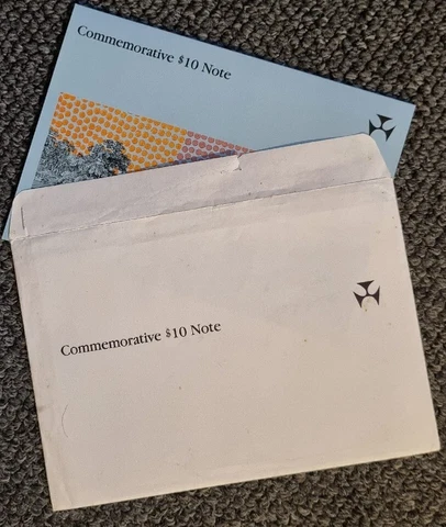1988 Dated Collector Issue  Commemorative $10 Note, AA Prefix Unc With (PIL "L") Cover