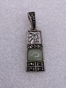 Ciondolo Vintage Argento Sterling 925 MARCASITE Giada Tinta ORIENTALE - Foto 1 di 6