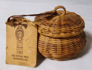 Cesta de aguja de pino Lucy George nativa americana miel original etiqueta de $1,00 - Imagen 1 de 6