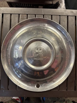 Tapacubos de 15" Plymouth Belvedere Cambridge Concord Cranbrook 1951-1952 Foto 1 de 4