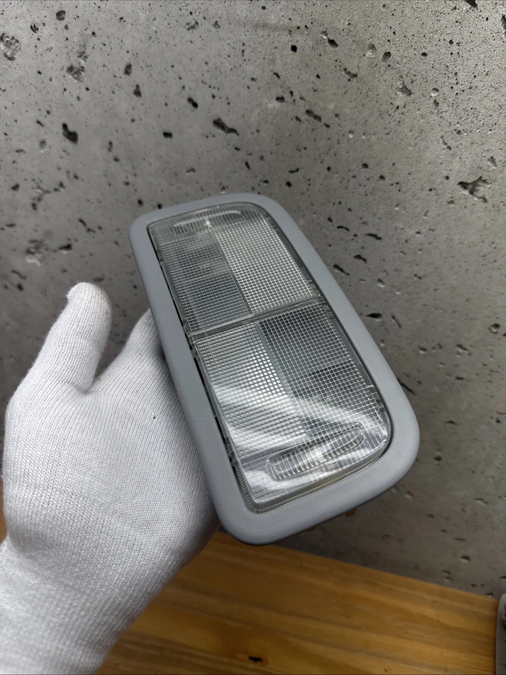 LÁMPARA LUZ DOMO MAPA TECHO TECHO DELANTERO INTERIOR HONDA CIVIC FIT GRIS GRIS Foto 1 de 4