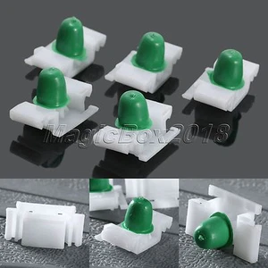 50X Guardabarros de automóvil Borde de puerta lateral exterior Moldeo Remache Fijador Clip para E36 - Imagen 1 de 10