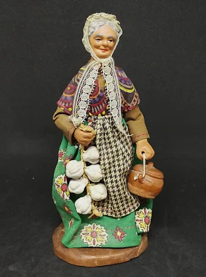 Santon de provence en terre cuite,Paysanne en costume, (Aubagne, Chave) - Photo 1/4