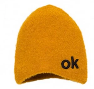 COP COPINE : HIVER 2018-2019 : bonnet brodé mod LAPONIE T.U moutarde (-20%) - Picture 1 of 2