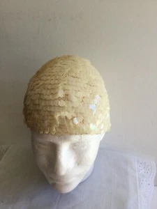 Vintage Women Hat Hand Made In Italy Stretch Color Beige Sequin Cloche Flapper - Picture 1 of 20