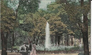 Cass Park, Detroit, Mich. 1910's unused card with water fountain and people - Picture 1 of 2