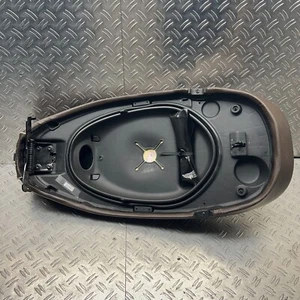 Asiento asiento del conductor funda de asiento Vespa Sprint 50 4 tiempos C53 año 14-18 22561 - Imagen 1 de 19