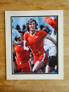 Steve Finnieston, Chelsea. 12x10 Personally Signed Photo - Picture 1 of 1