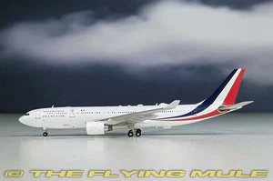 Aviation 400 1:400 A330-200 Armee de l'Air F-RARF - Picture 1 of 1