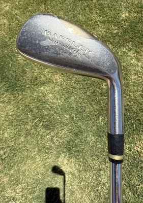 Club de golf utilitario multimetálico Cobra BAFFLER: eje de acero rígido de 22° - diestro Foto 1 de 4