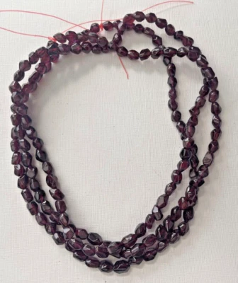 HEBRA GRANATE FACETADA DE COLECCIÓN GENUINA FORMA LIBRE 15.5" ¡¡POR DEBAJO AL POR MAYOR!!! Foto 1 de 4